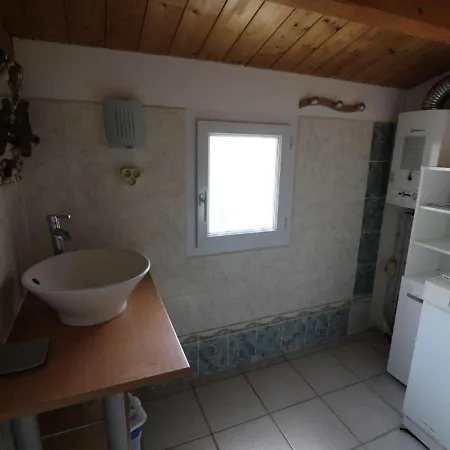 Maison Pres De La Pour 10 Pers., Animaux Admis - Fr-1-246a-88 Ferienhaus