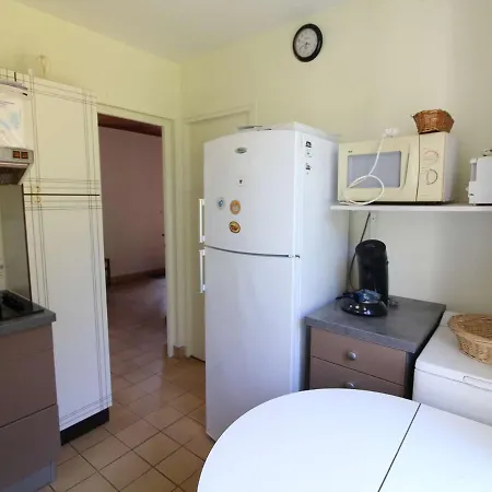 Maison Pres De La Pour 10 Pers., Animaux Admis - Fr-1-246a-88 Ferienhaus *